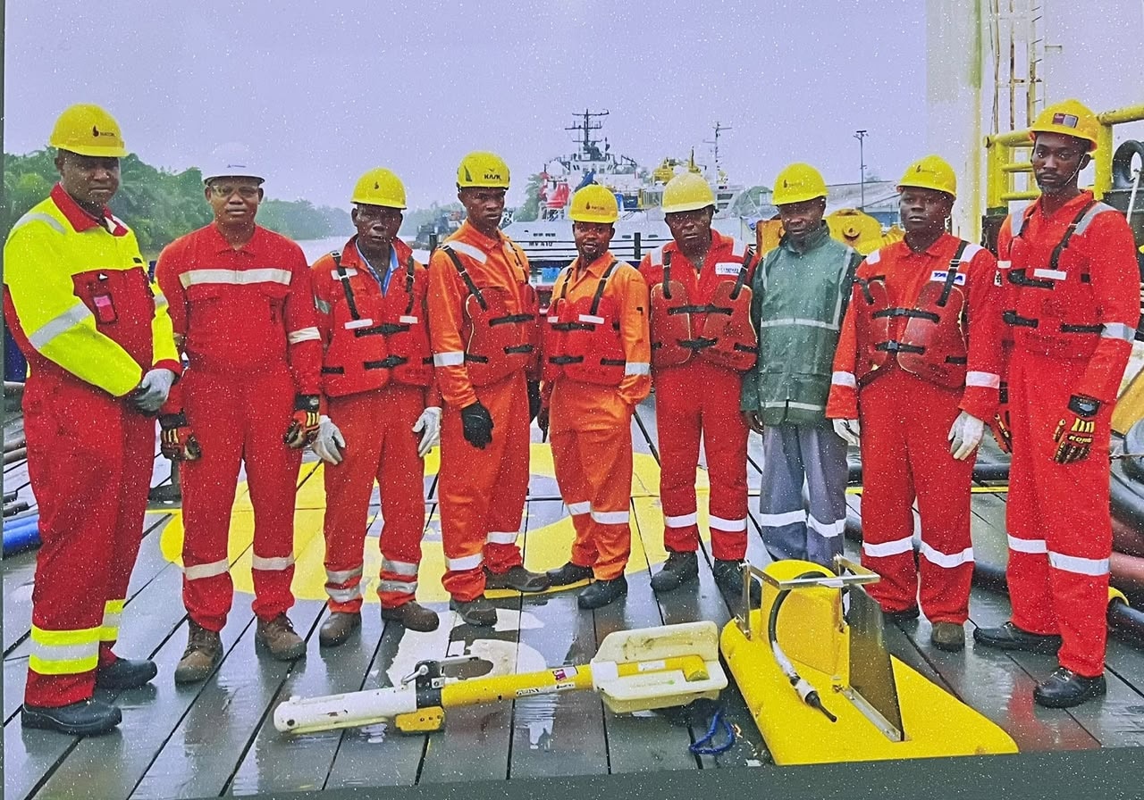 Batoil team photo 1